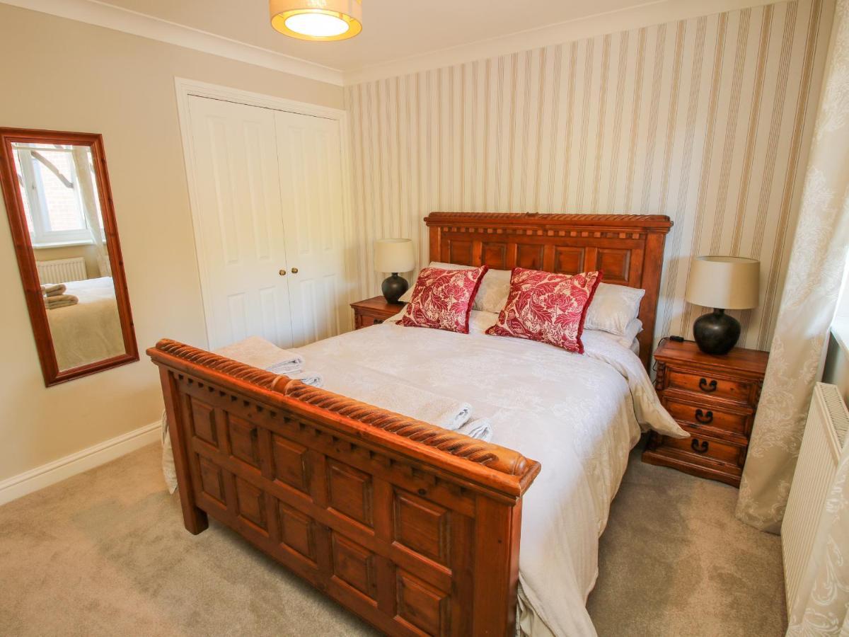 The Marshes Villa Welshpool Bagian luar foto